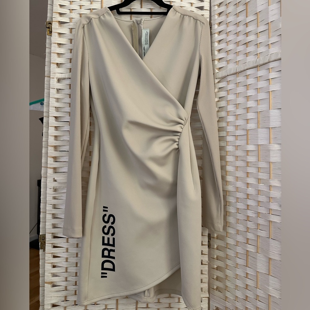 Off-White Elegant Beige long sleeve Dress - Picture 2 of 5